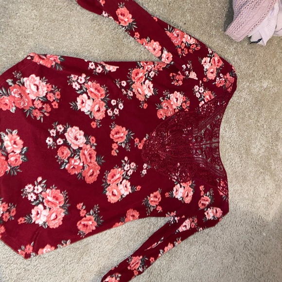 cute top - Picture 2 of 2